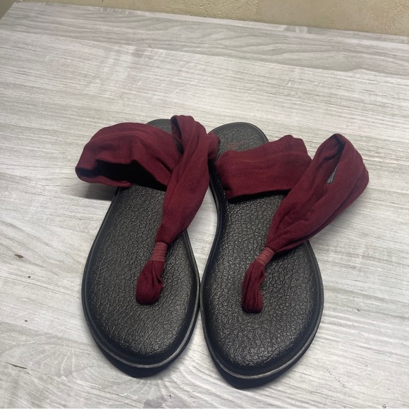 Sanuk Maroon Dark Red Fabric Yoga Mat Thong Sling Back Sandal size Womens 8 - Picture 5 of 9
